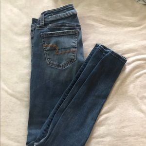 american eagle ripped jeans
